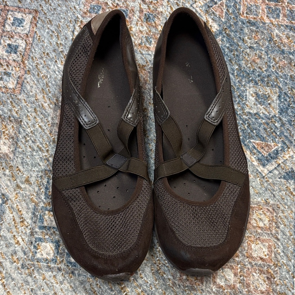Chic Brown Mesh Loafers for Women